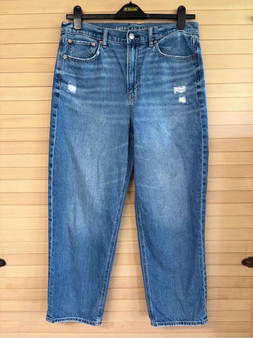 American Eagle Outfitters super High Rise Baggy Straight 12 Jeans -